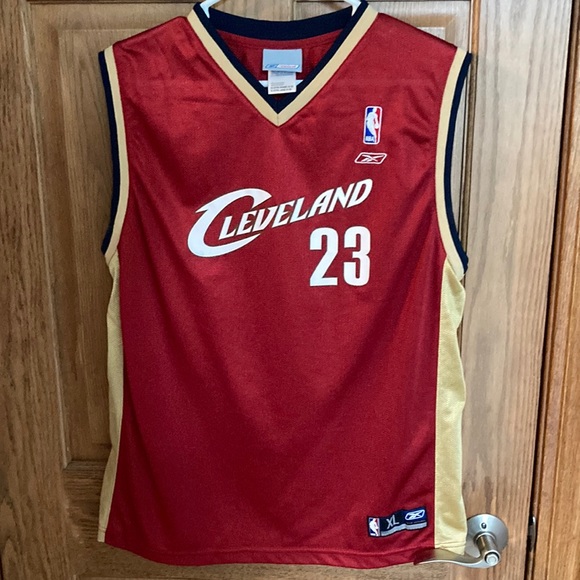 Lebron James Cleveland Cavaliers Reebok Youth XL official jersey - Picture 1 of 6
